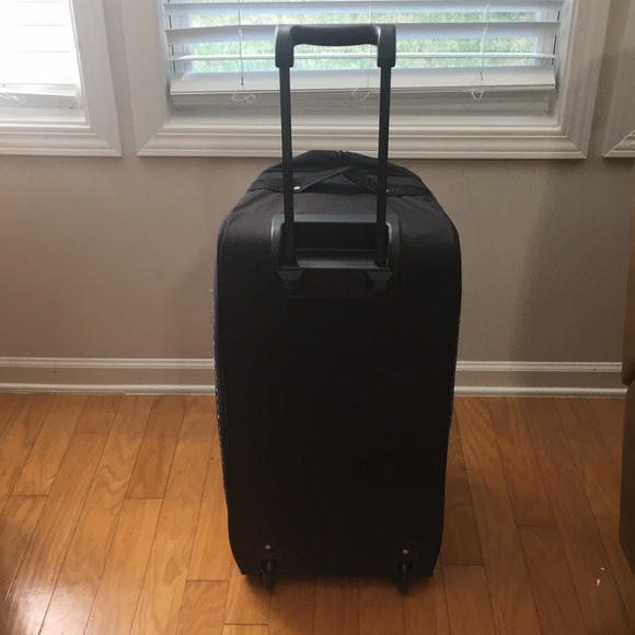 Larger Sized Luggage Bag (26 inch) - Picture 14 of 14